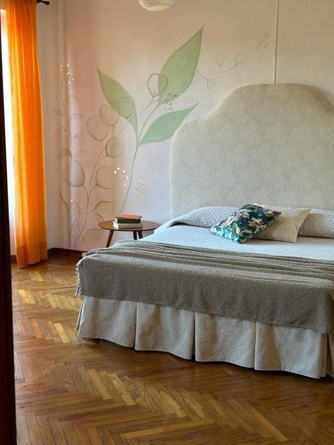 Casa Vacanze Malvarosa Casale Corte Cerro Dış mekan fotoğraf