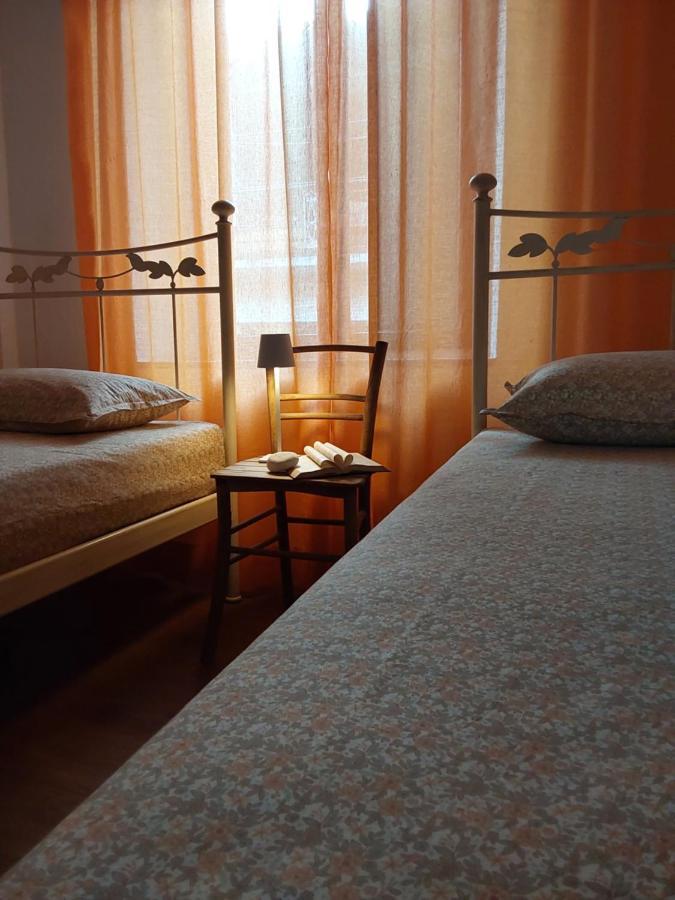 Casa Vacanze Malvarosa Casale Corte Cerro Dış mekan fotoğraf