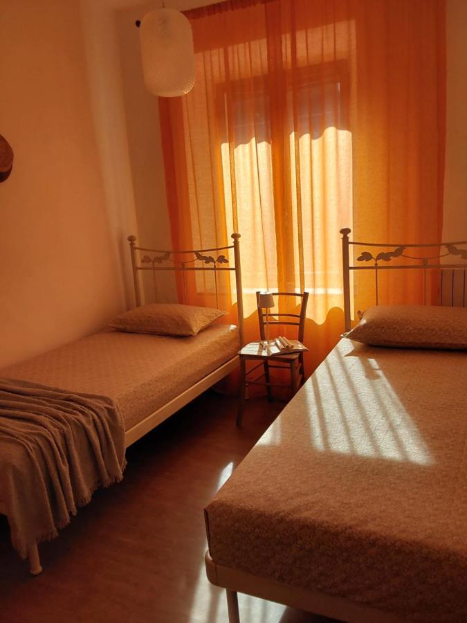 Casa Vacanze Malvarosa Casale Corte Cerro Dış mekan fotoğraf