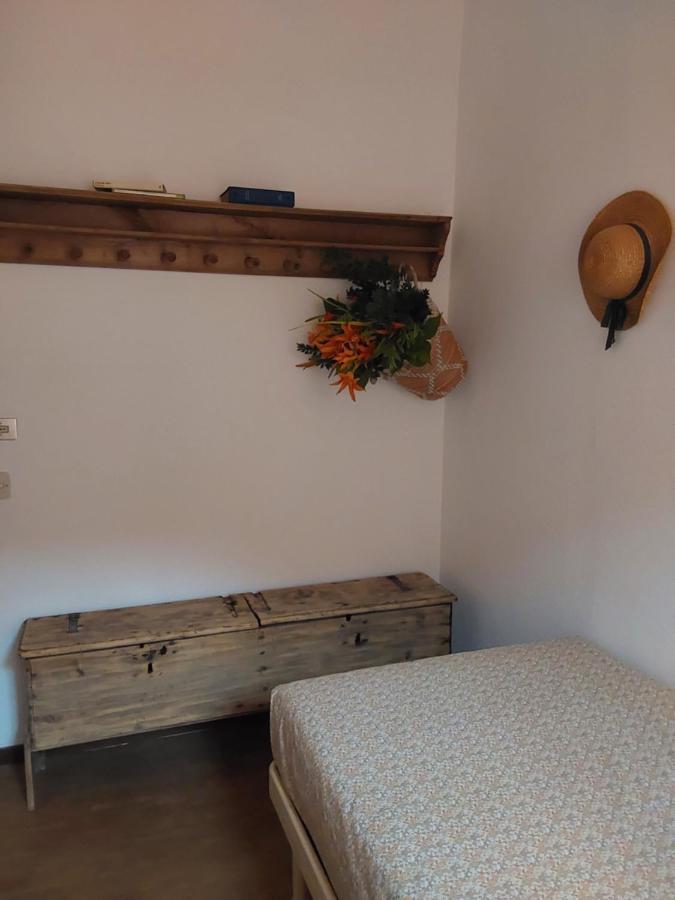 Casa Vacanze Malvarosa Casale Corte Cerro Dış mekan fotoğraf