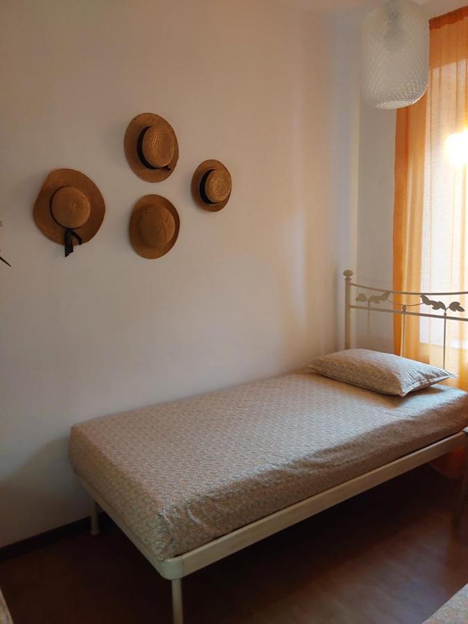 Casa Vacanze Malvarosa Casale Corte Cerro Dış mekan fotoğraf