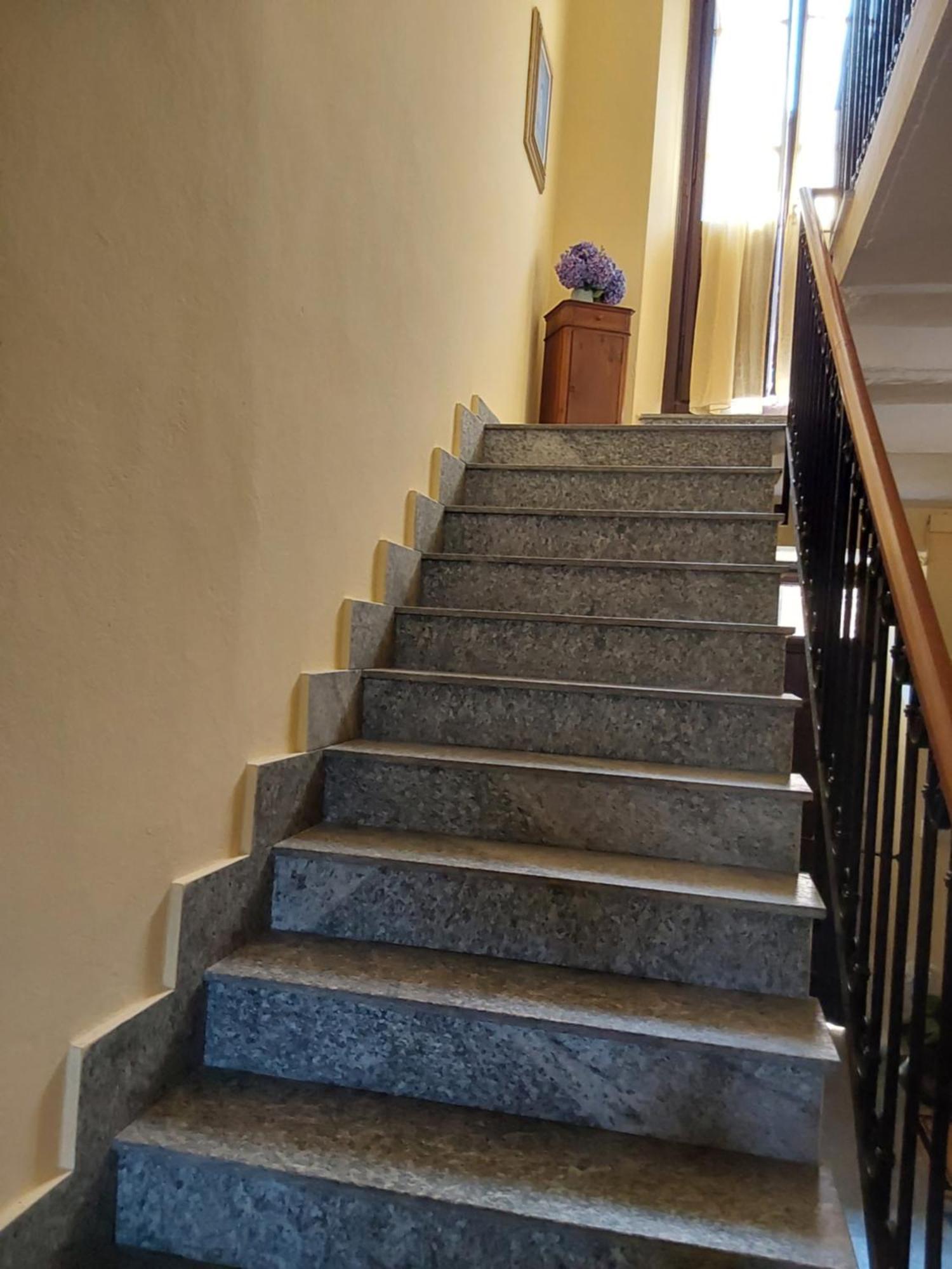Casa Vacanze Malvarosa Casale Corte Cerro Dış mekan fotoğraf